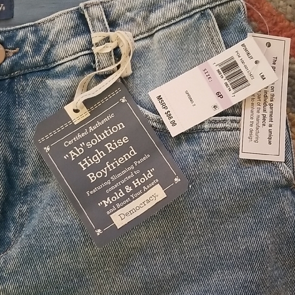 Democracy Light Blue Ankle Jeans - Picture 3 of 5